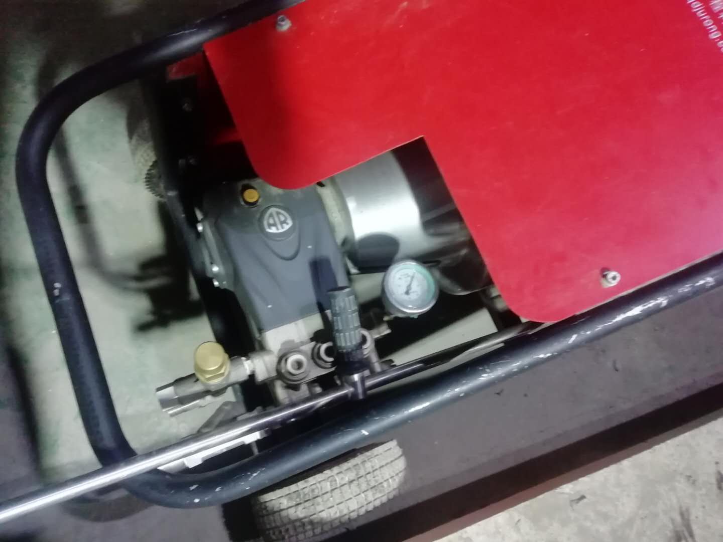 高壓清洗機(jī),進(jìn)口高壓清洗機(jī),高壓清洗機(jī)價(jià)格,超高壓清洗機(jī)